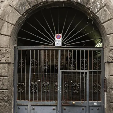 Modern By Sasy In The City Centre Napoli Esterno foto